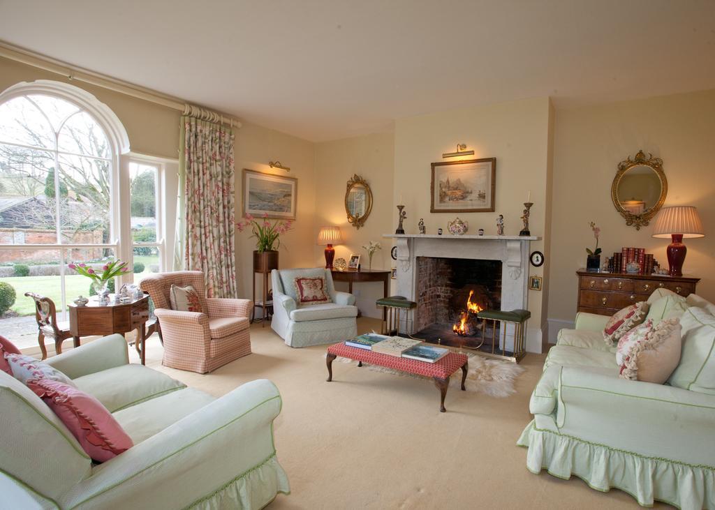 Brunton Farmhouse Hotel Collingbourne Kingston Eksteriør billede