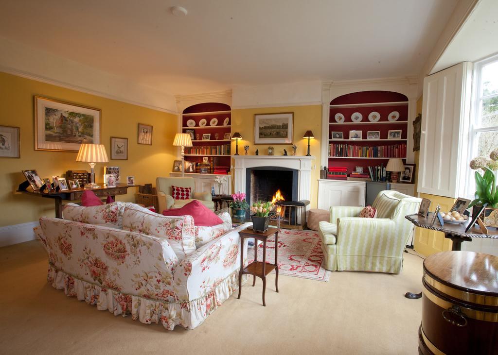 Brunton Farmhouse Hotel Collingbourne Kingston Eksteriør billede